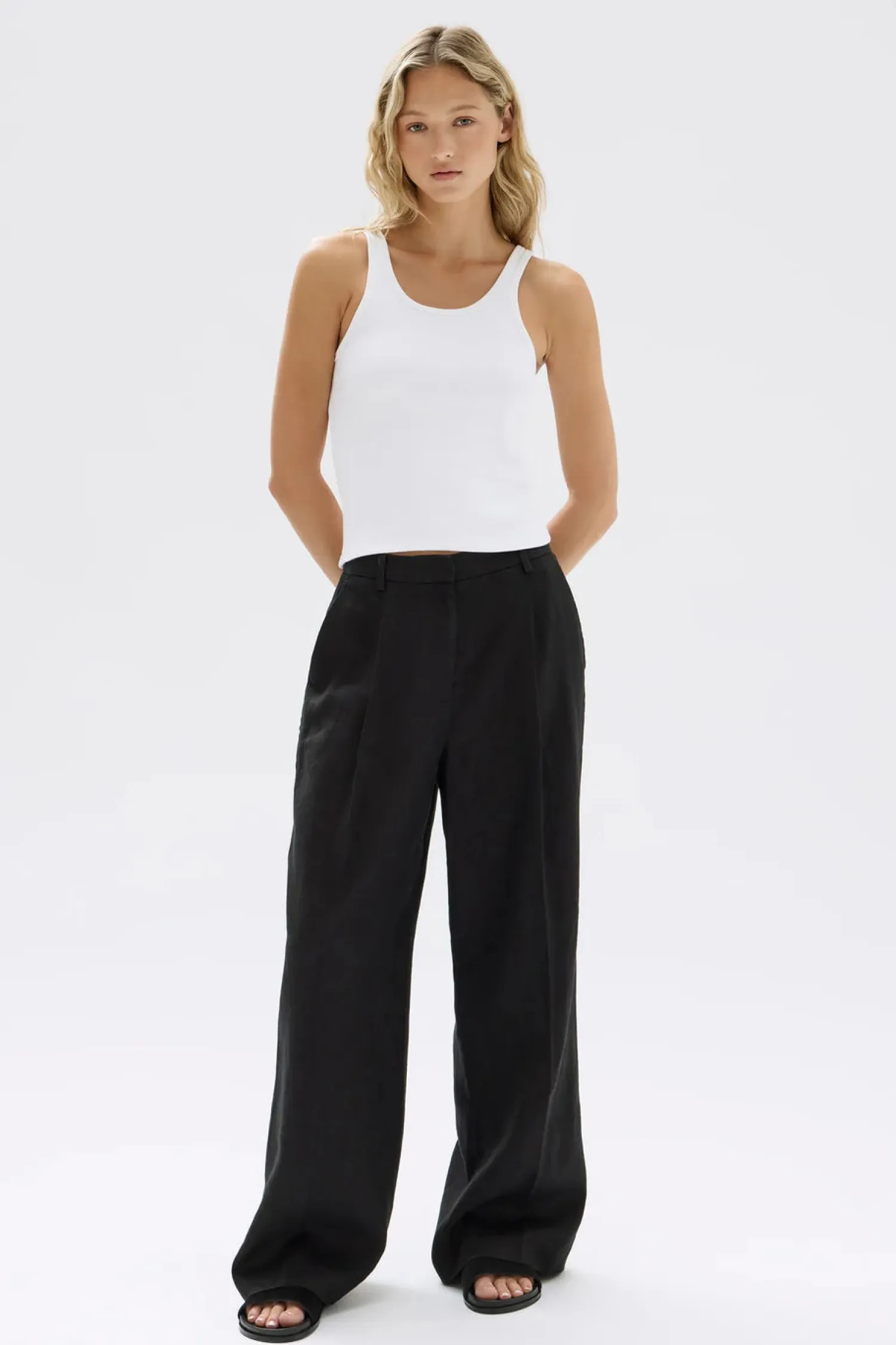 Women Assembly Label Aria Linen Pant - Black