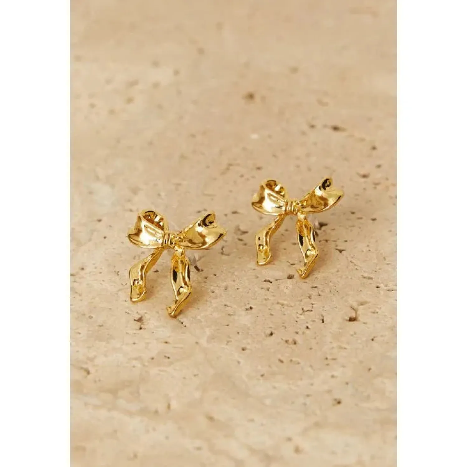 Women Love From Lilou Bili Bow Earrings