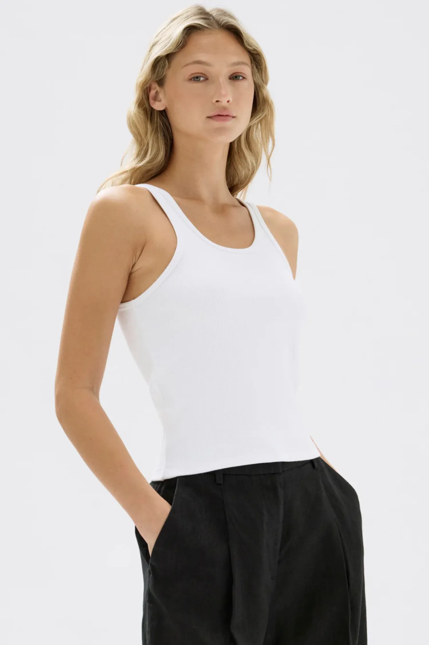 Women Assembly Label Drew Rib Tank - White