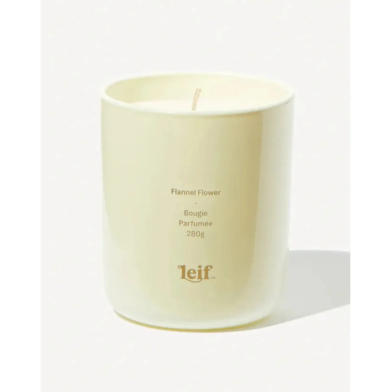 Leif Flannel Flower Candle