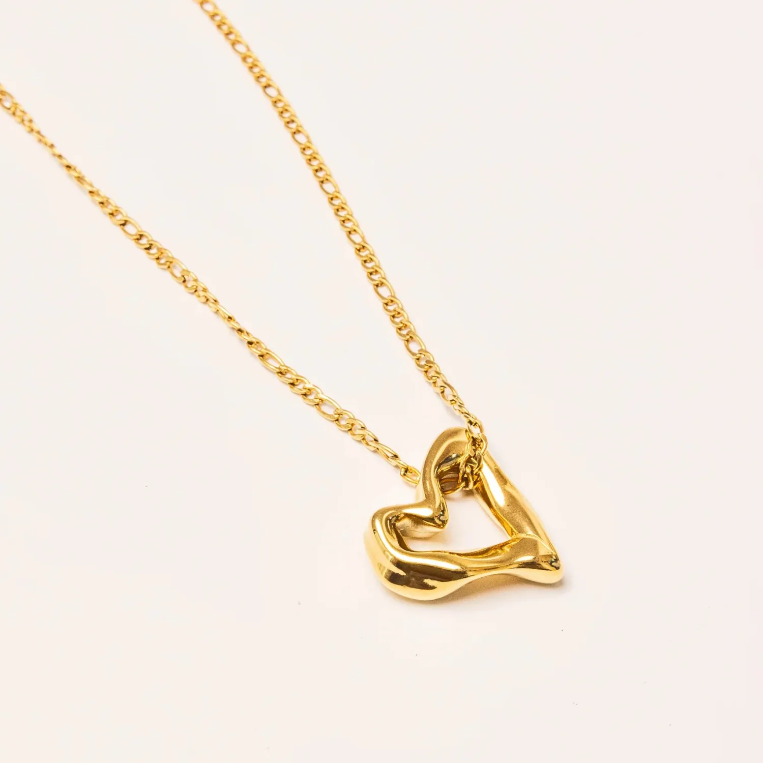 Women We Are Emte Heart Strong Necklace In 18k Gold Plated