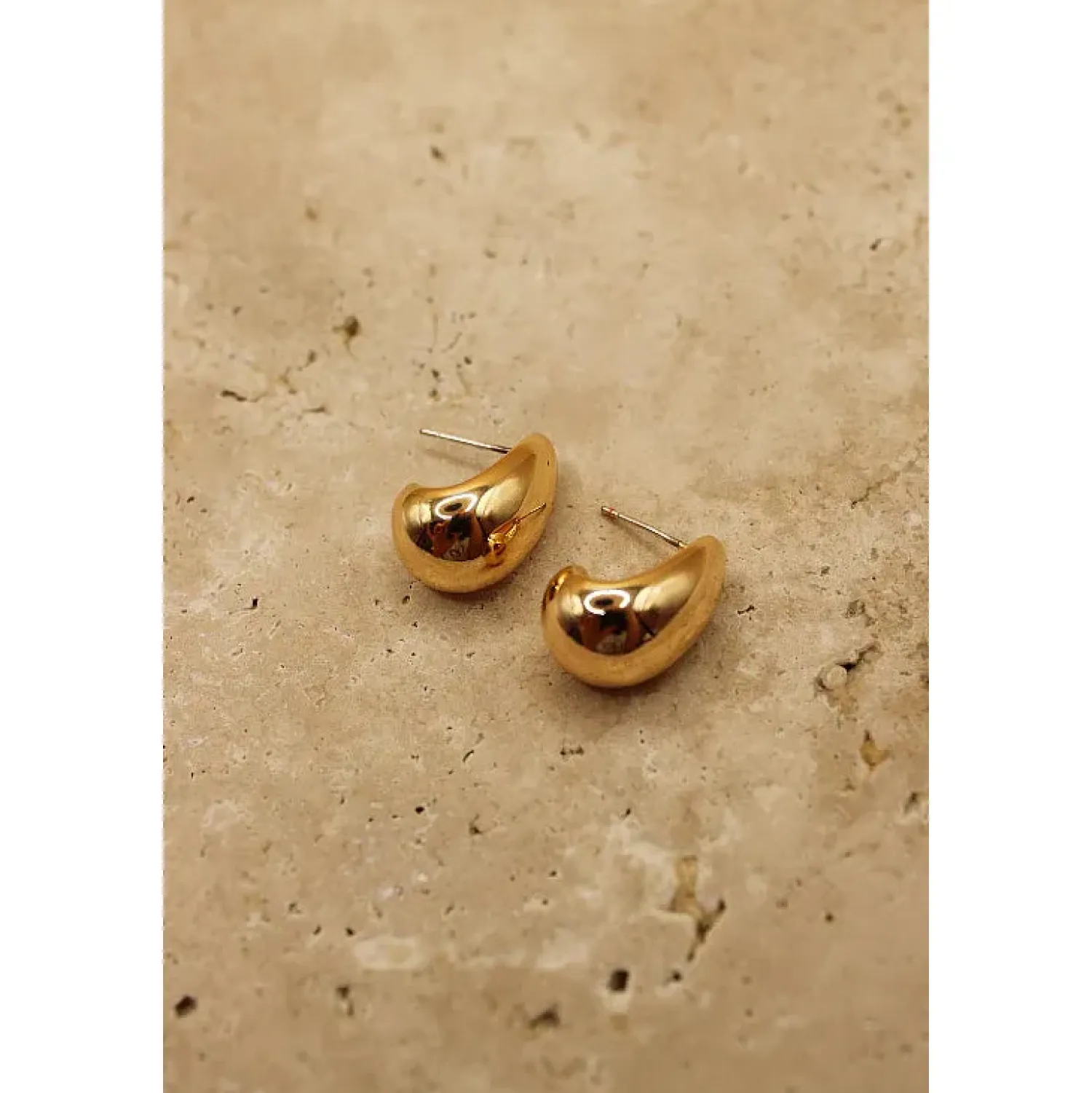 Women Love From Lilou Isla Earrings - Gold