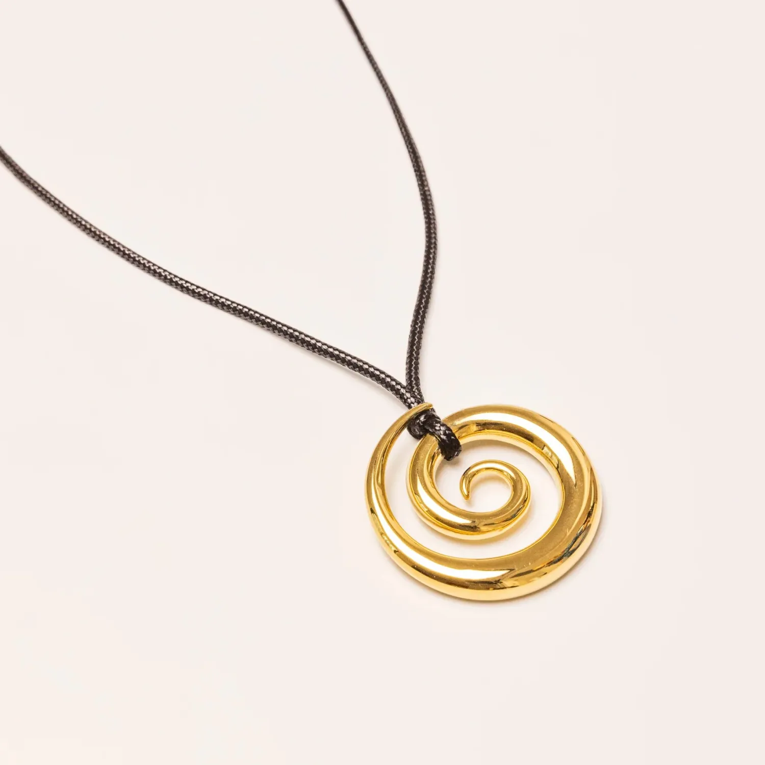 Women We Are Emte Swirl Pendant Necklace In Gold