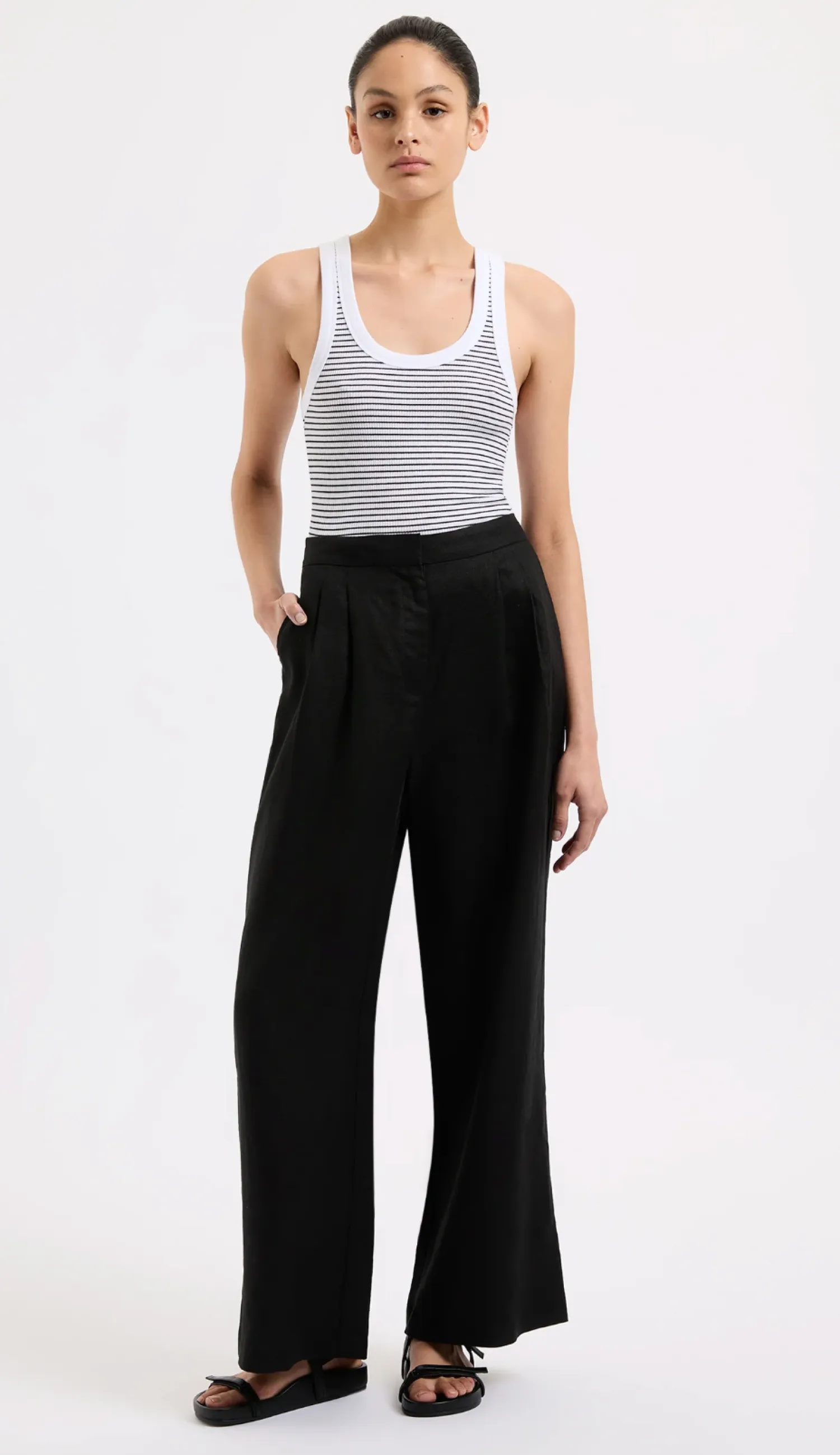 Women Nude Lucy Thilda Linen Pant - Black