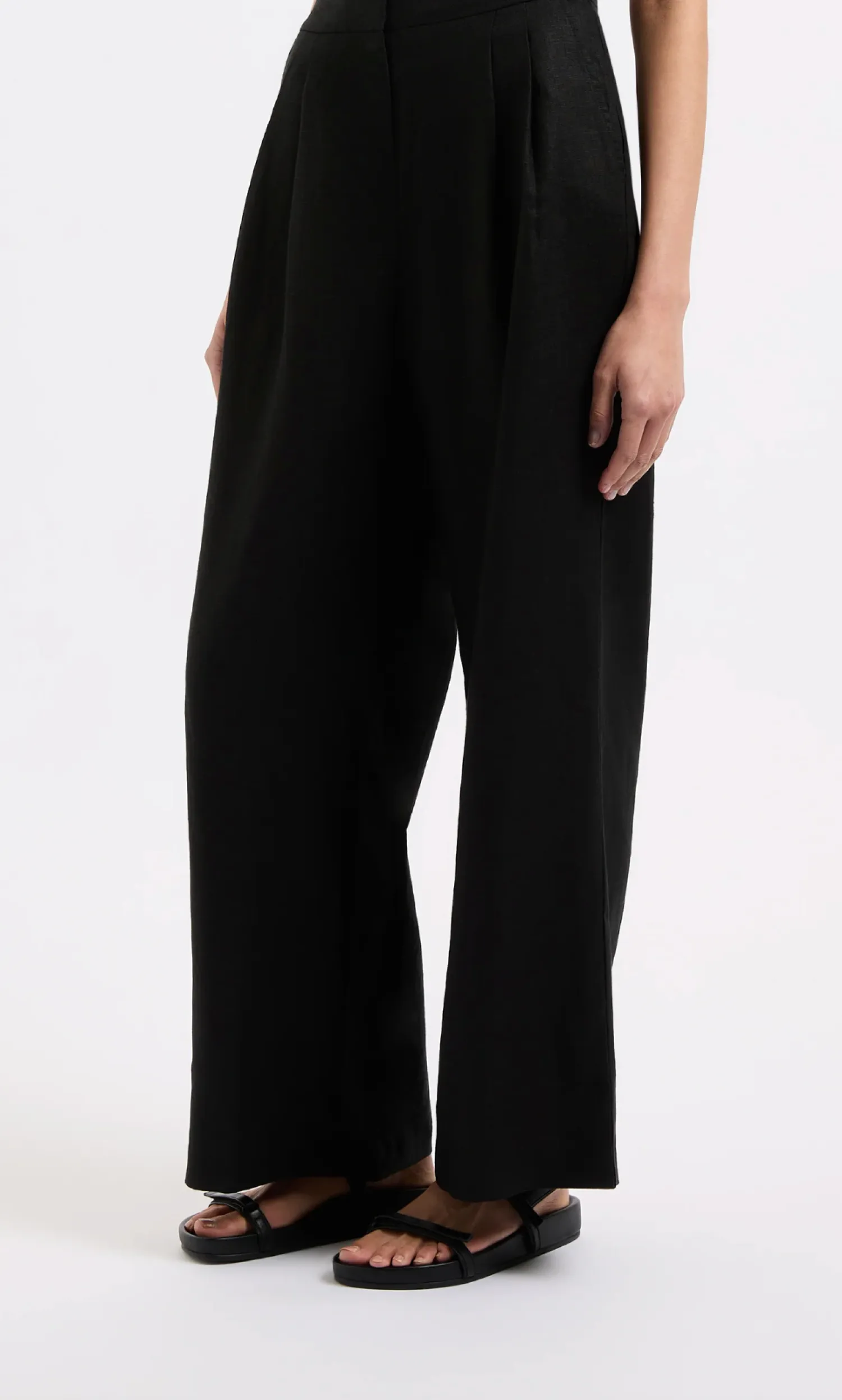 Women Nude Lucy Thilda Linen Pant - Black